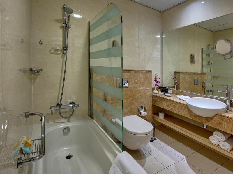 Al Khoory Executive Hotel