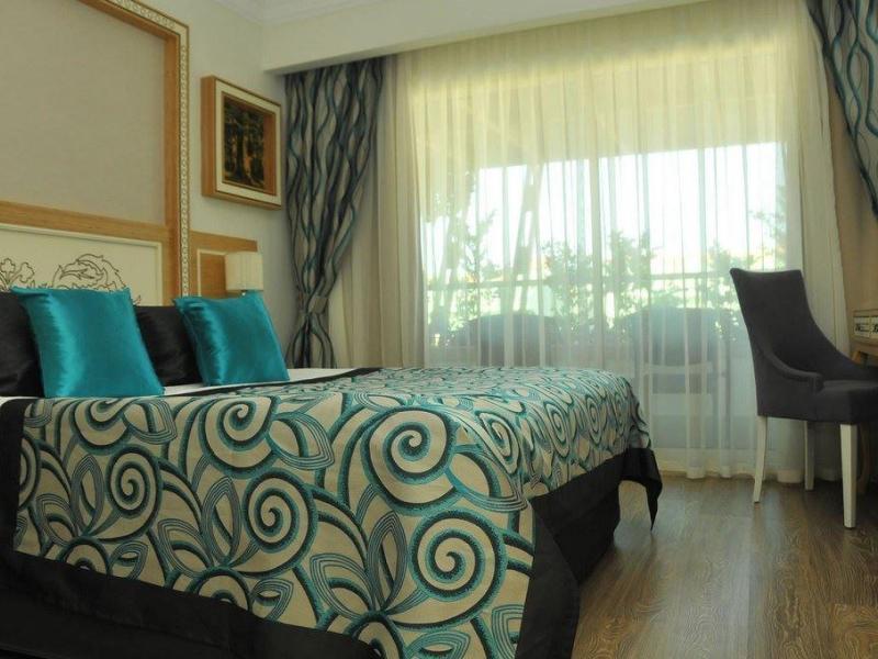 Crystal Waterworld Resort & Spa