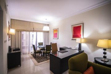 Отель Mercure Dubai Barsha Heights Hotel Apartments ОАЭ, Аль Барша, фото 18