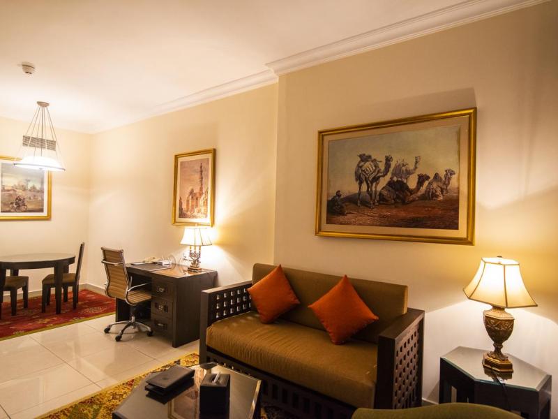 Mercure Dubai Barsha Heights Hotel Apartments