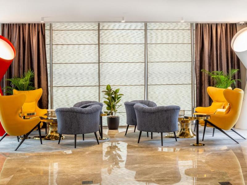 Mercure Dubai Barsha Heights Hotel Apartments