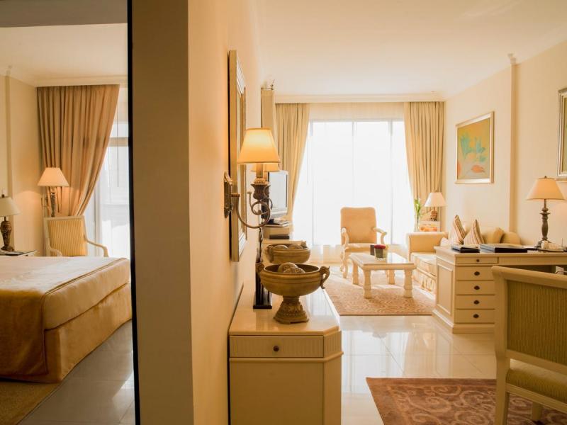 Mercure Dubai Barsha Heights Hotel Apartments