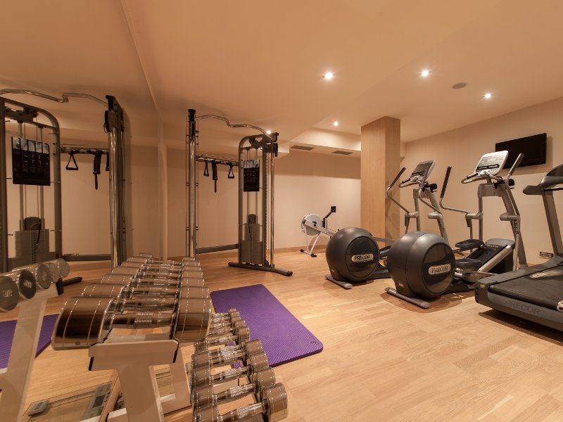 Occidental Praha Five