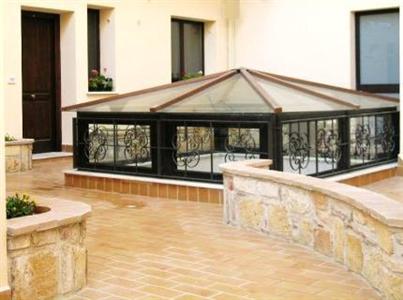 Palermo Art Lincoln Bed & Breakfast