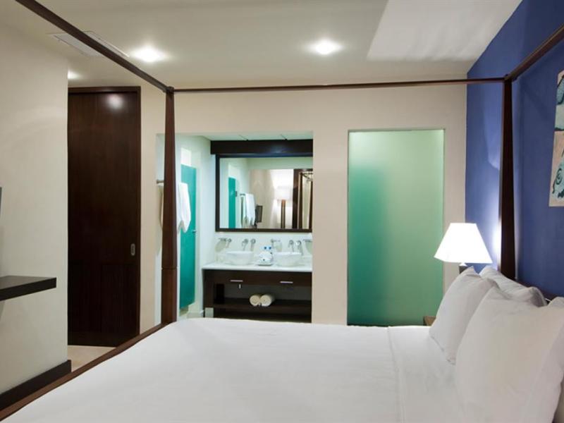 Pueblito Escondido By Mistik