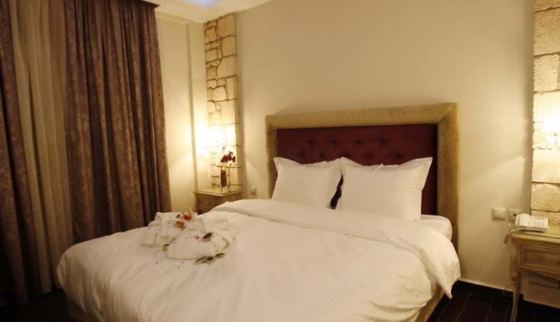 Diamond River Resort & Spa