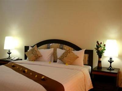 Phuket Airport Resort & Spa