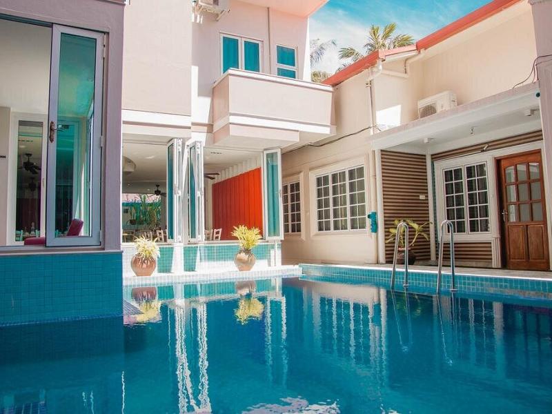 Reveries Diving Village