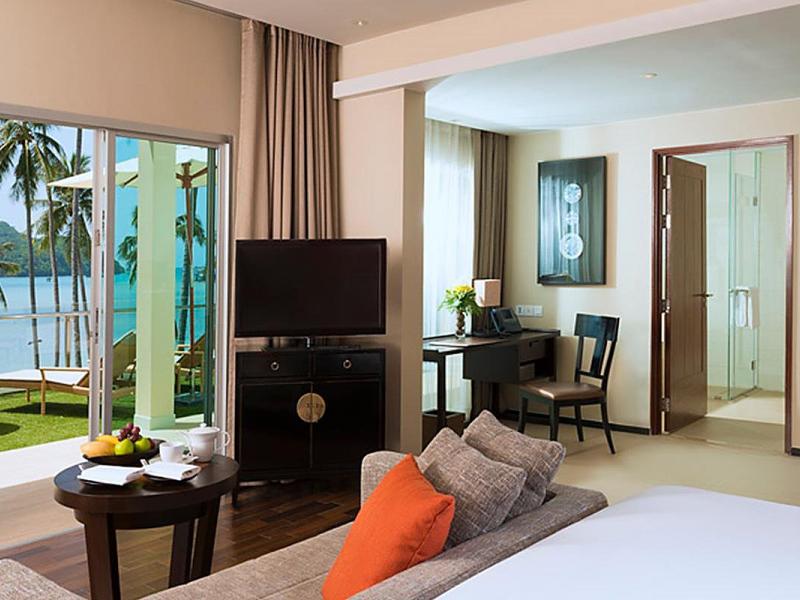 Crowne plaza phuket