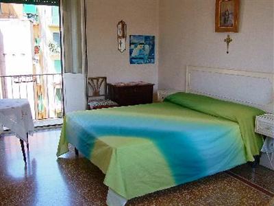 B&B Chain Gallienus Rome