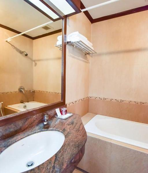 OYO 389 Sira Boutique Residence