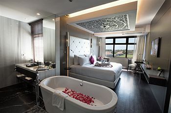 Отель L Hotel Seminyak Индонезия, о Бали, фото 1