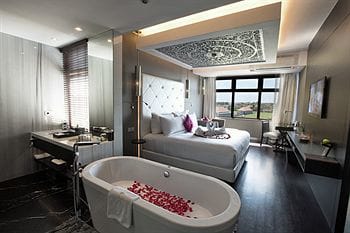 Отель L Hotel Seminyak Индонезия, о Бали, фото 2
