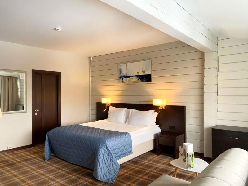 Les Art Resort