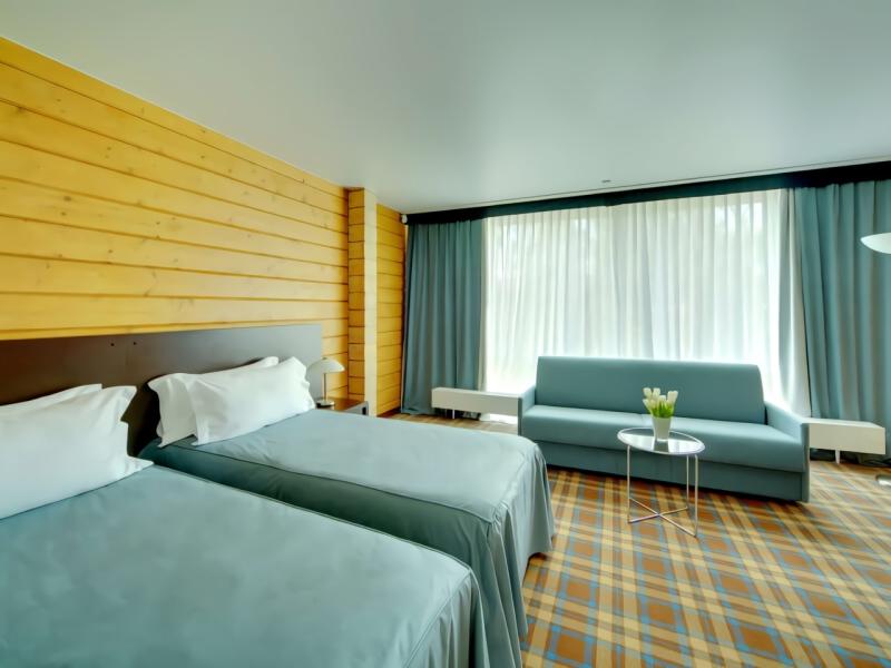 Les Art Resort