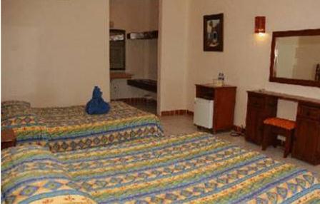 Hotel Pelicano Inn