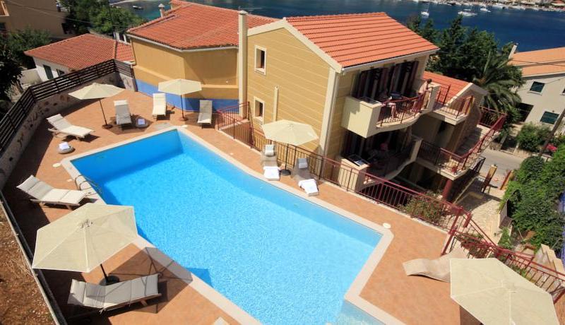 Greka Ionian Suites & Villa