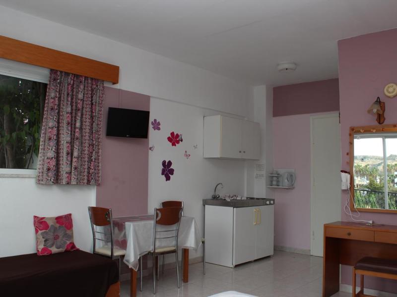 Elarin Hotel