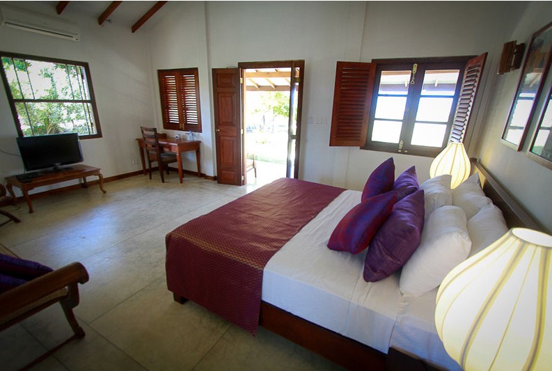 Divyaa Lagoon Resort