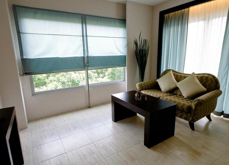 Royal View Resort Bangkok