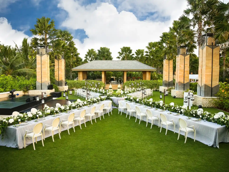 The Mulia Resort & Villas