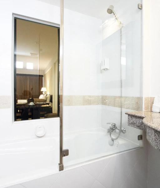 Siam Piman Hotel