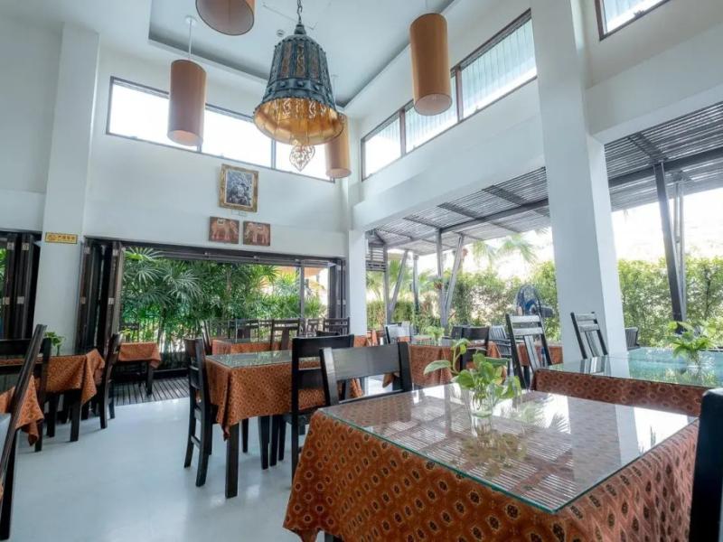Siam Piman Hotel