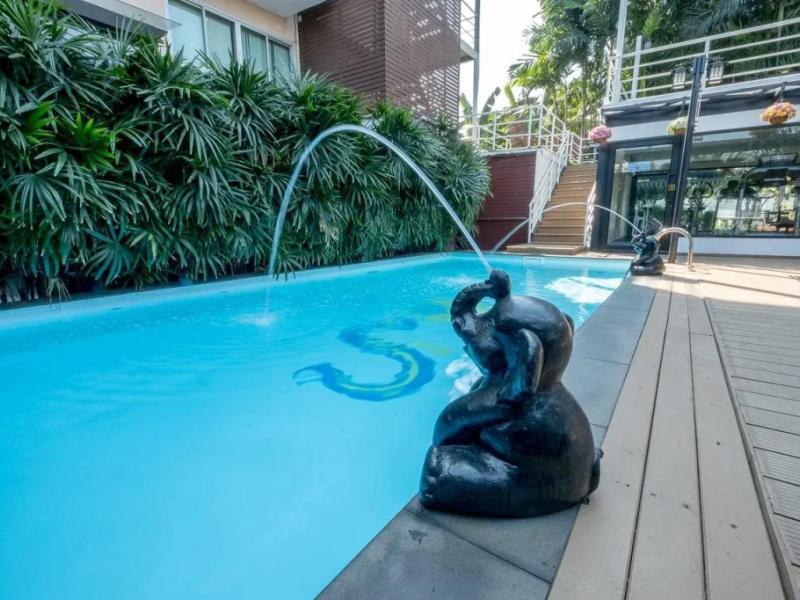 Siam Piman Hotel