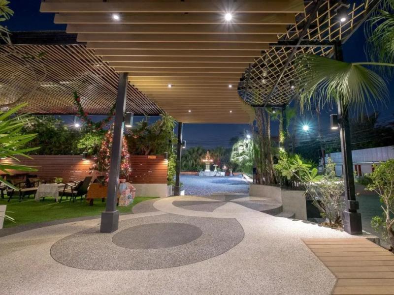 Siam Piman Hotel