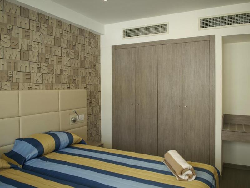 Melpo Antia Hotel & Suites