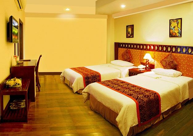 NNT Plus Astro Hotel