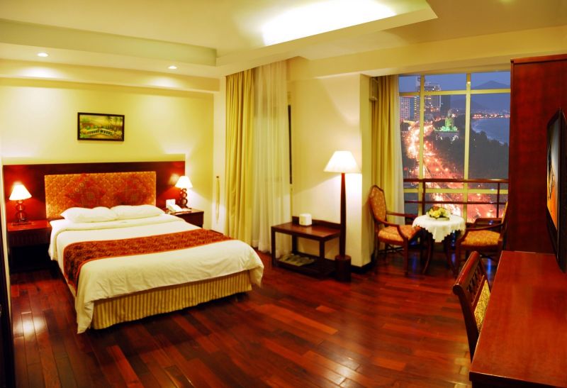 NNT Plus Astro Hotel