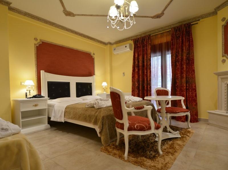 Nymfes Hotel & Spa