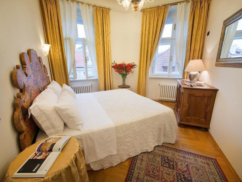 Charles Bridge Palace