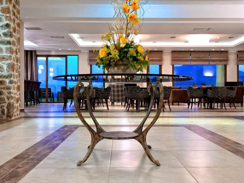 Enastron View Hotel