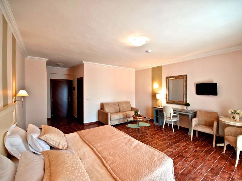 Enastron View Hotel