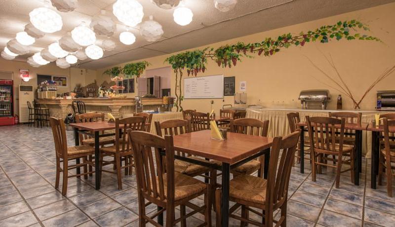 Koukounaria Hotel & Suites