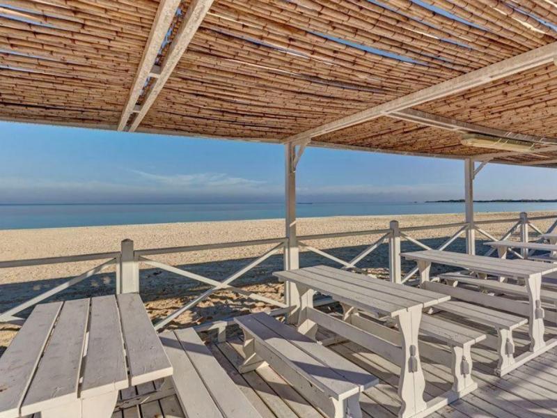 Memories Flamenco Beach Resort