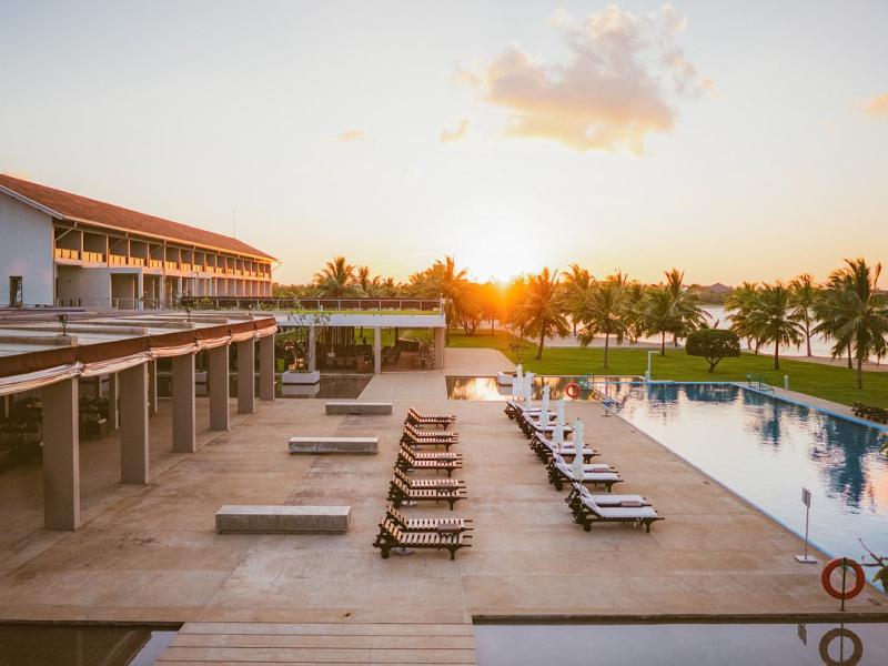 Amaya Beach Passikudah