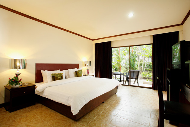 Bamboo Beach Hotel & Spa