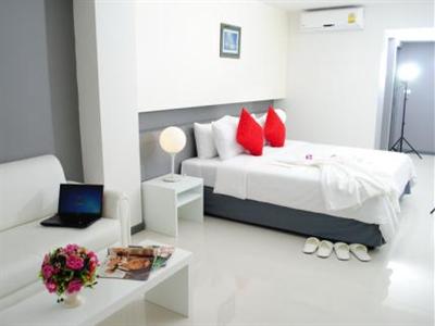 Myhotel CMYK Ratchada Bangkok