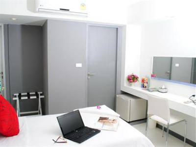 Myhotel CMYK Ratchada Bangkok