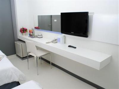 Myhotel CMYK Ratchada Bangkok