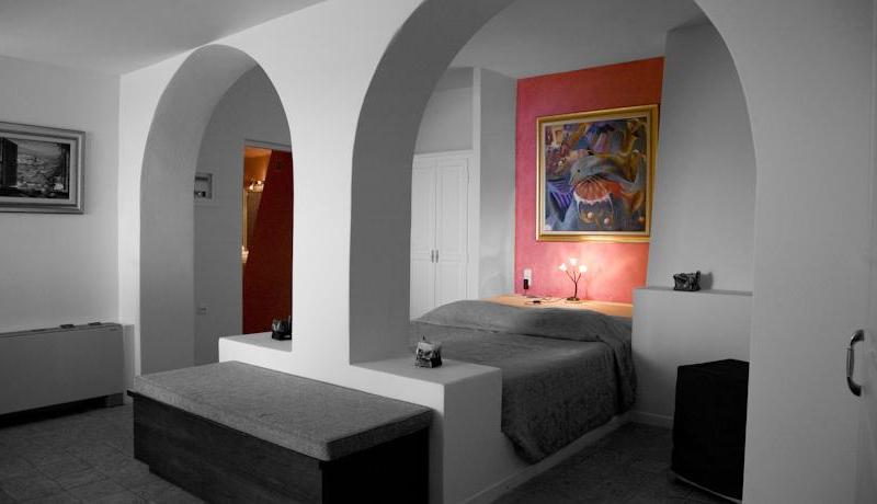 Adamis Majesty Suites