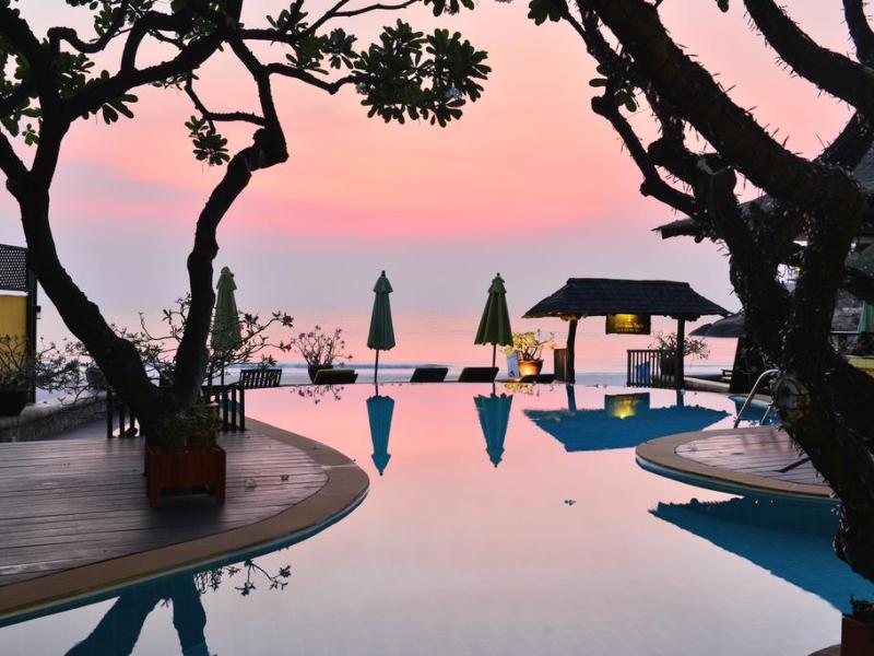 Supatra Hua Hin Resort