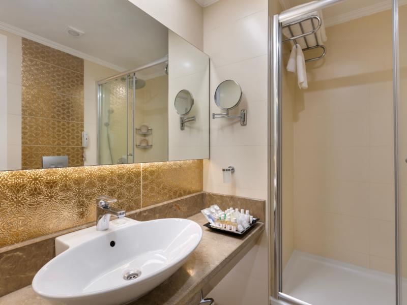 Kirman Belazur Resort & Spa