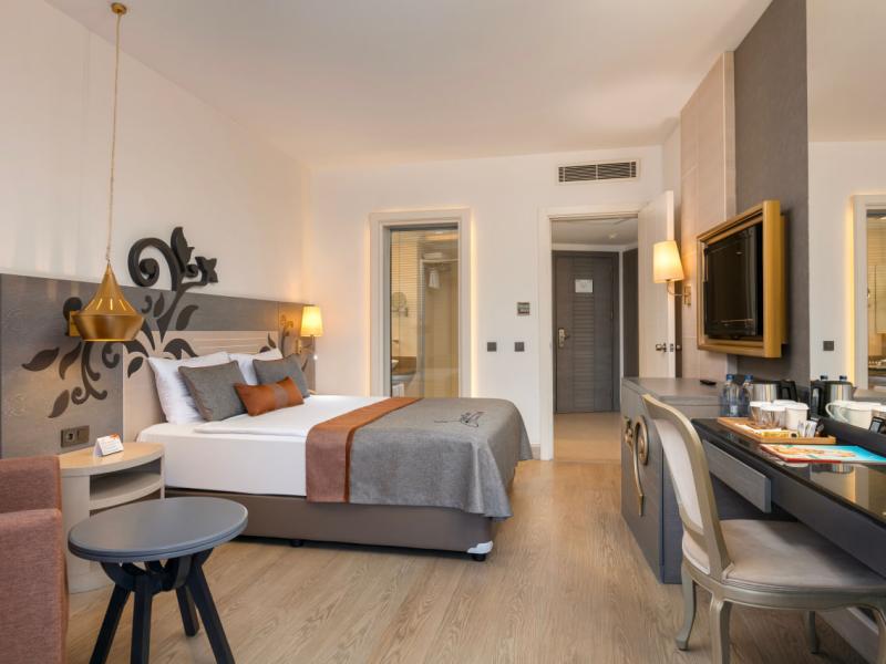 Kirman Belazur Resort & Spa