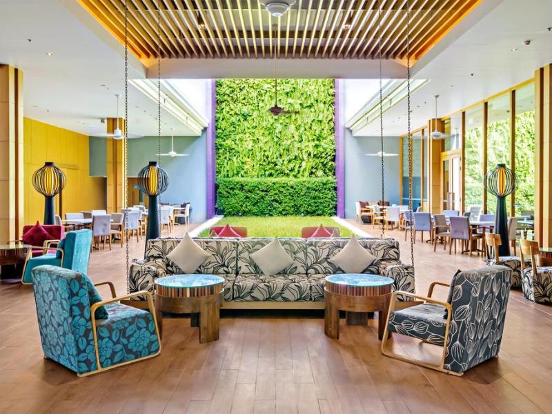 Holiday Inn Express Phuket Patong Beach Central