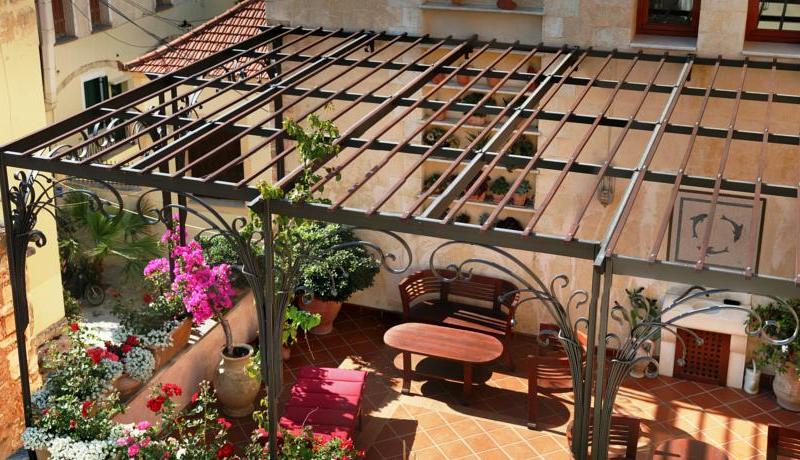 Ionas Hotel 