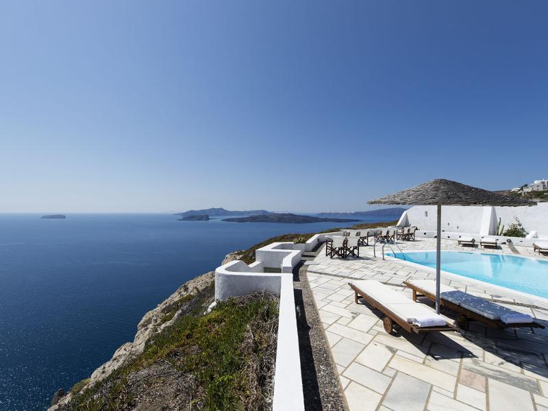 Caldera's Dolphin Suites